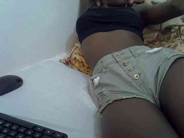 Cutteyslim9 webcam