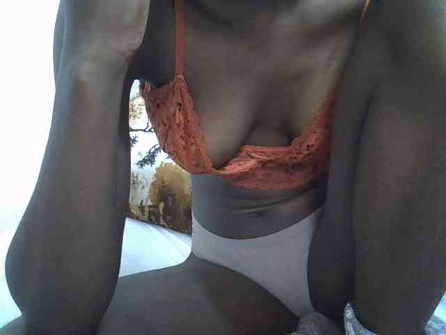 Cutteyslim9 webcam