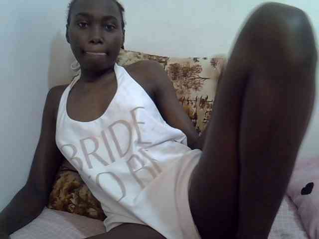 Cutteyslim9 webcam