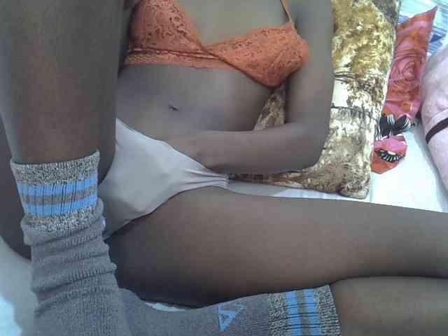 Cutteyslim9 webcam