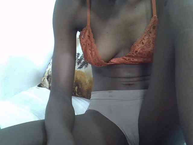 Cutteyslim9 webcam