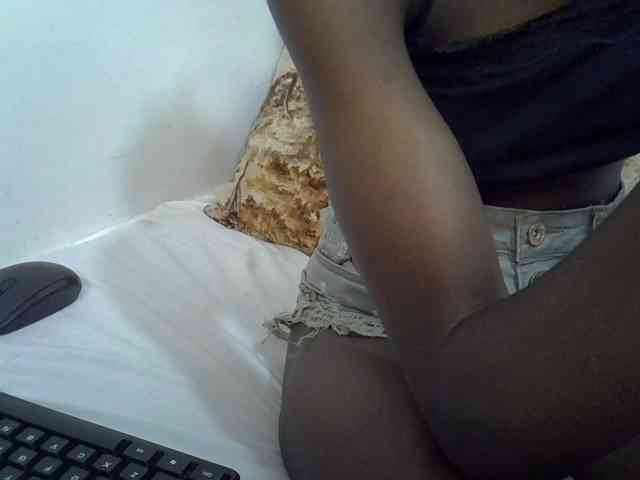Cutteyslim9 webcam