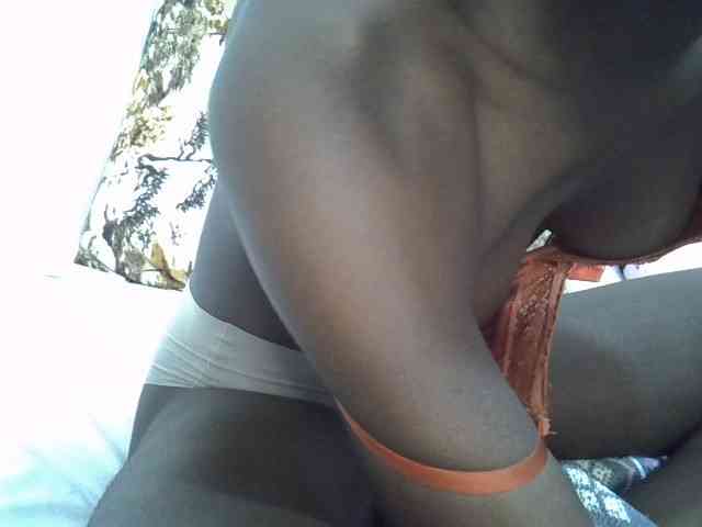 Cutteyslim9 webcam