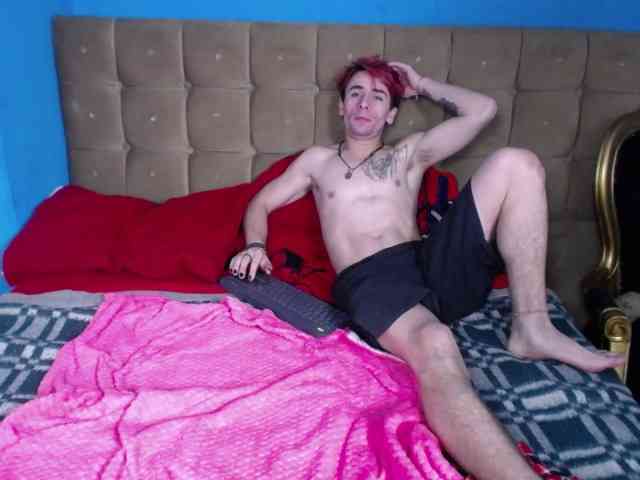 EliothViolet webcam