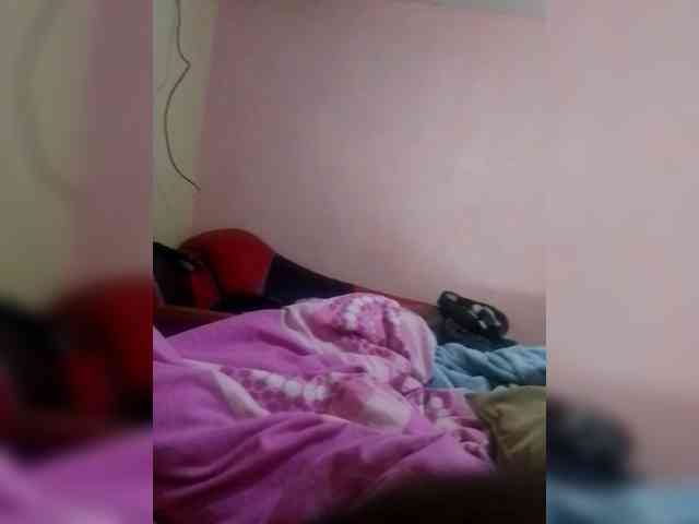Italdreamz Live Webcam on BongaCams