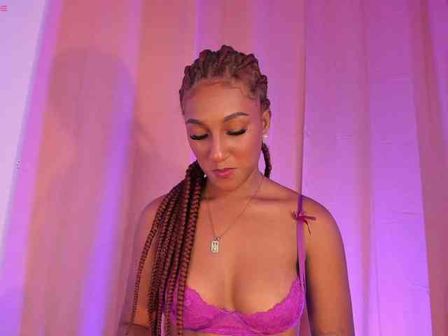 NatashaMiller webcam