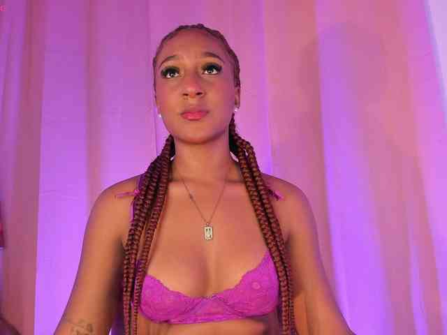 NatashaMiller webcam