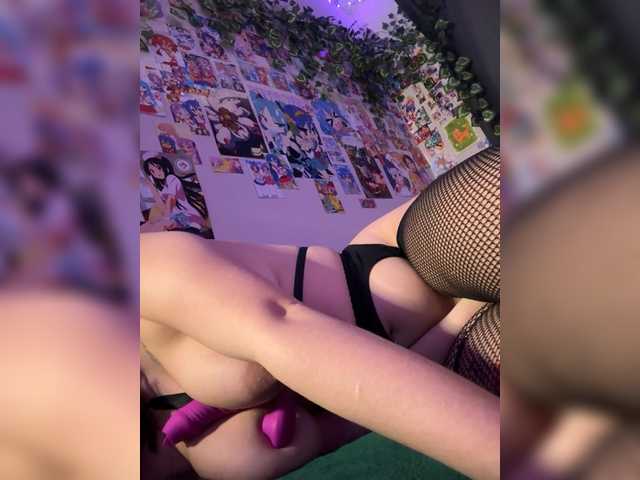 Bamb1-boobs on BongaCams