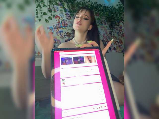 Bamb1-boobs's BongaCams show and profile