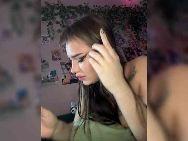 Bamb1-boobs webcam