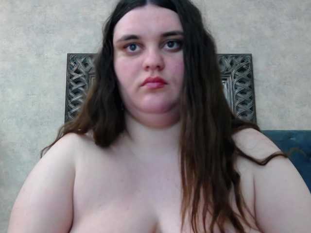 SaraElise's BongaCams show and profile