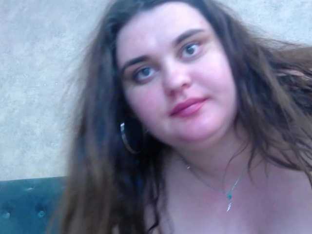 SaraElise's BongaCams show and profile