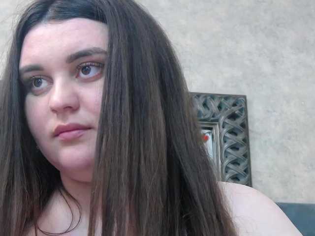 SaraElise's BongaCams show and profile