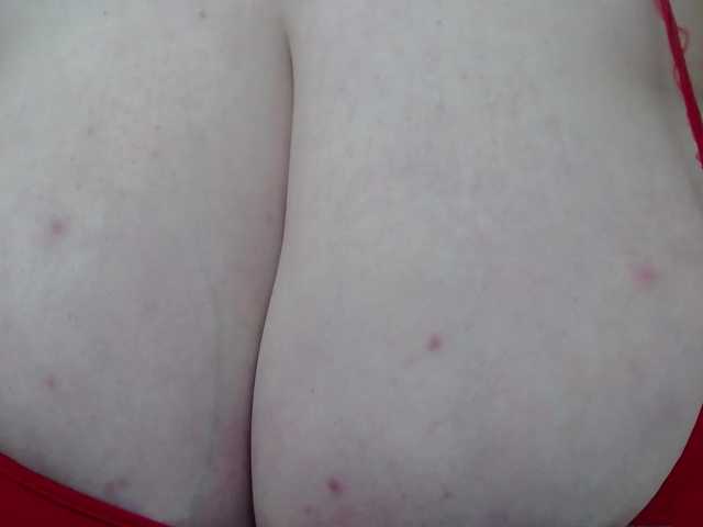 SaraElise's BongaCams show and profile