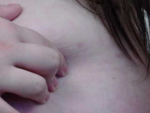 SaraElise's BongaCams show and profile