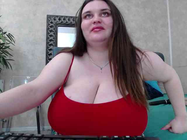 SaraElise Live Webcam on BongaCams