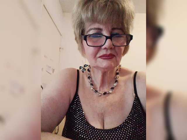 KASANDRABOLOSHKA's BongaCams show and profile