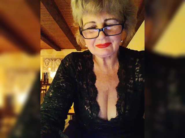 KASANDRABOLOSHKA's BongaCams show and profile