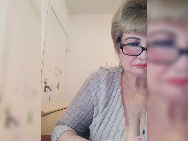 KASANDRABOLOSHKA's BongaCams show and profile