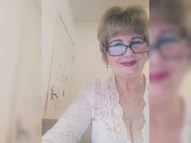 KASANDRABOLOSHKA's BongaCams show and profile