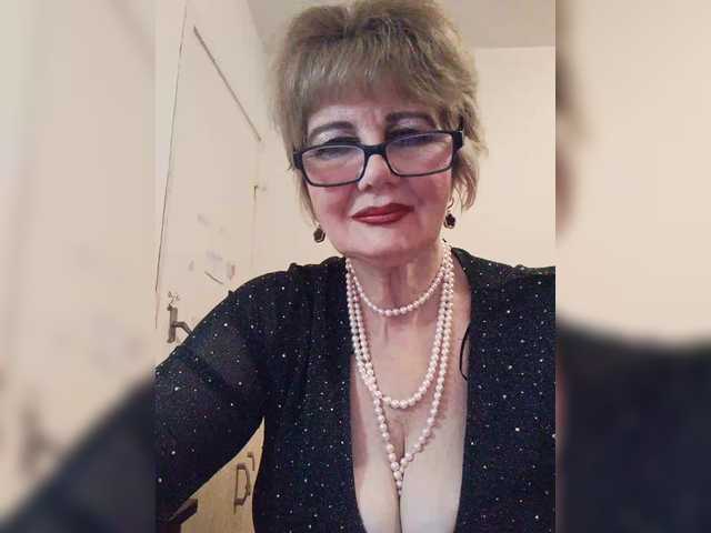 KASANDRABOLOSHKA's BongaCams show and profile