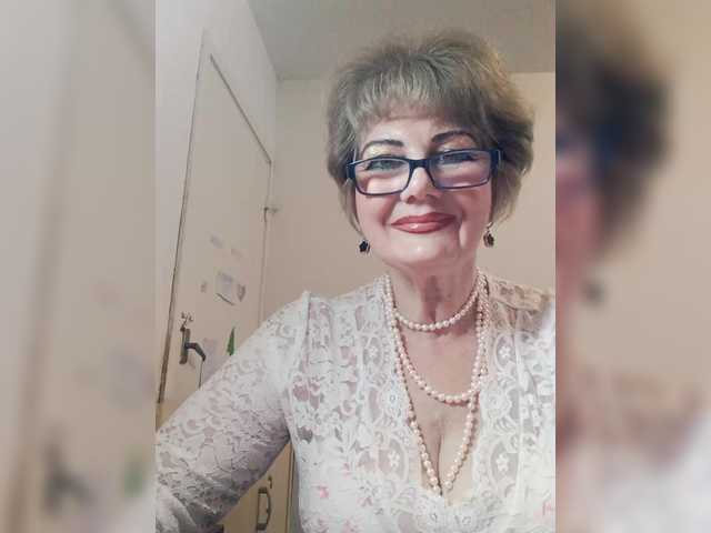 KASANDRABOLOSHKA's BongaCams show and profile