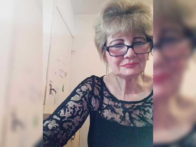 KASANDRABOLOSHKA's BongaCams show and profile