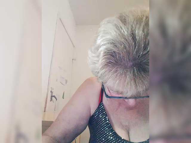 KASANDRABOLOSHKA's BongaCams show and profile