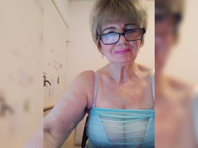 KASANDRABOLOSHKA's BongaCams show and profile