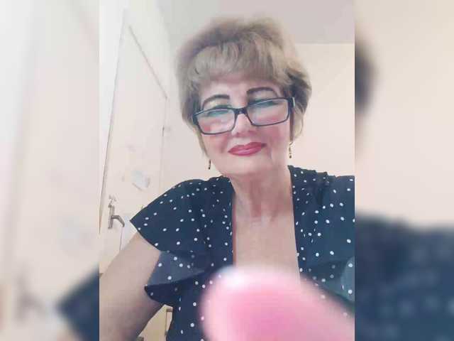 KASANDRABOLOSHKA's BongaCams show and profile