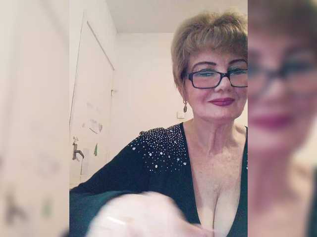 KASANDRABOLOSHKA's BongaCams show and profile