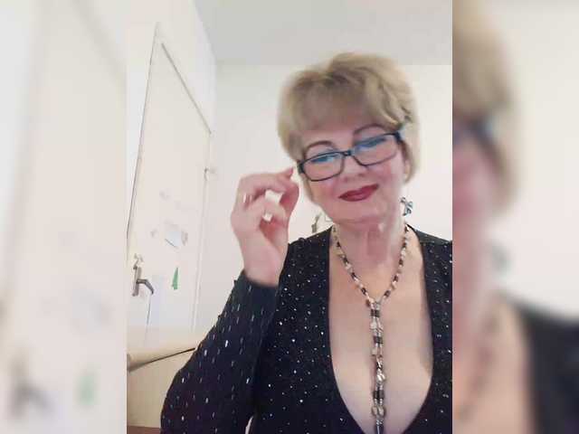 KASANDRABOLOSHKA's BongaCams show and profile