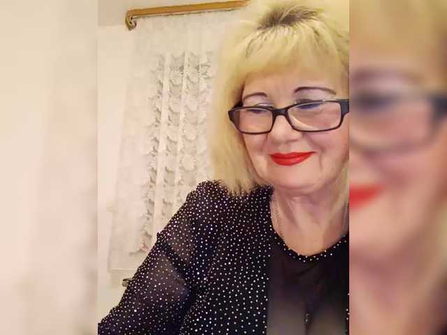 KASANDRABOLOSHKA's BongaCams show and profile