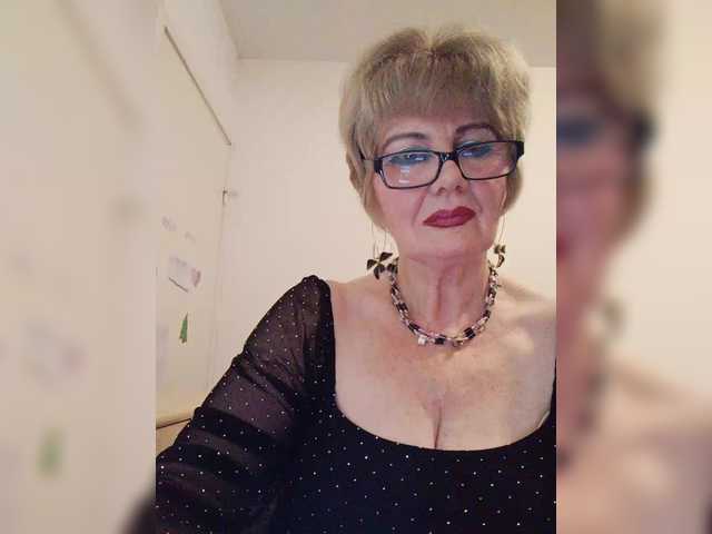 KASANDRABOLOSHKA's BongaCams show and profile