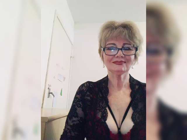 KASANDRABOLOSHKA's BongaCams show and profile