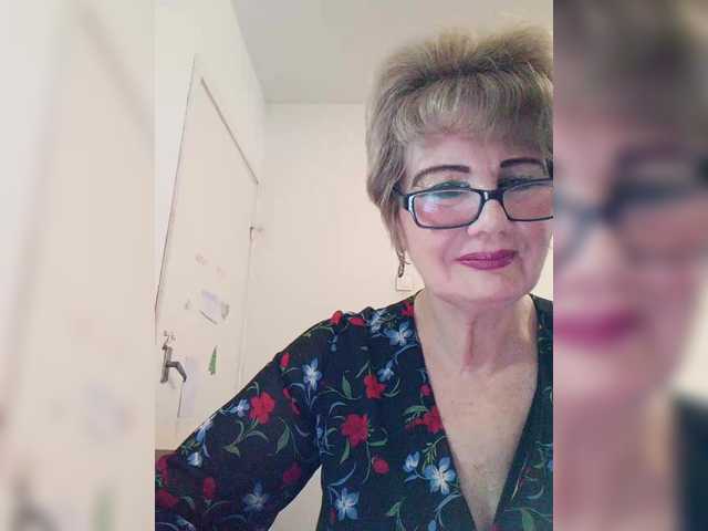 KASANDRABOLOSHKA's BongaCams show and profile