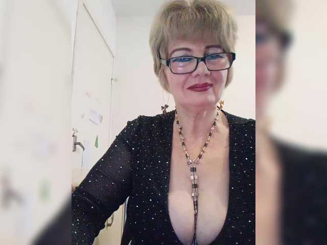 KASANDRABOLOSHKA's BongaCams show and profile