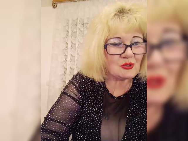 KASANDRABOLOSHKA's BongaCams show and profile