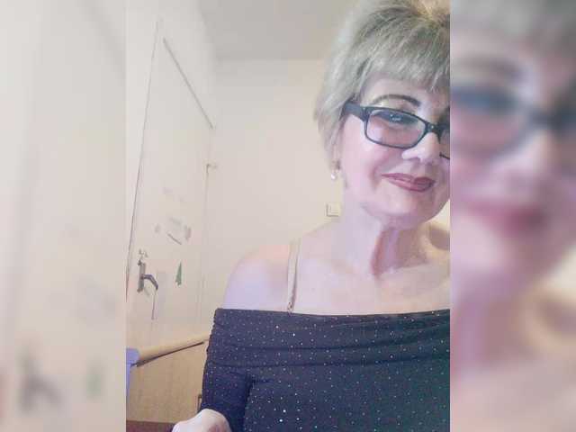 KASANDRABOLOSHKA's BongaCams show and profile