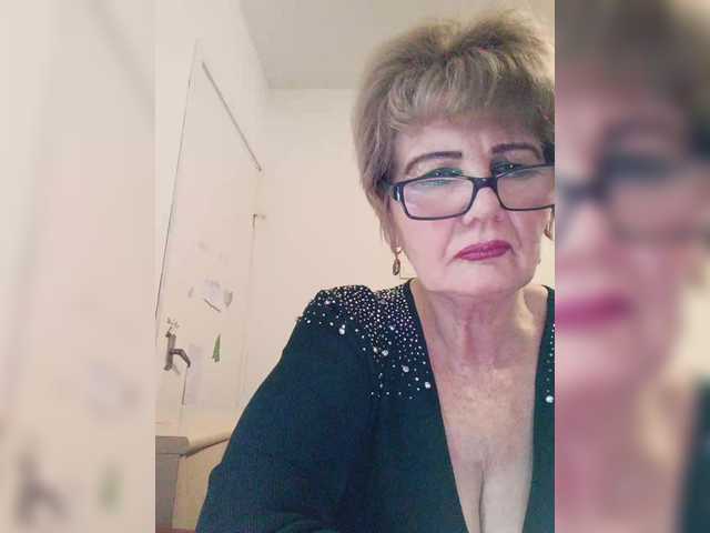 KASANDRABOLOSHKA's BongaCams show and profile