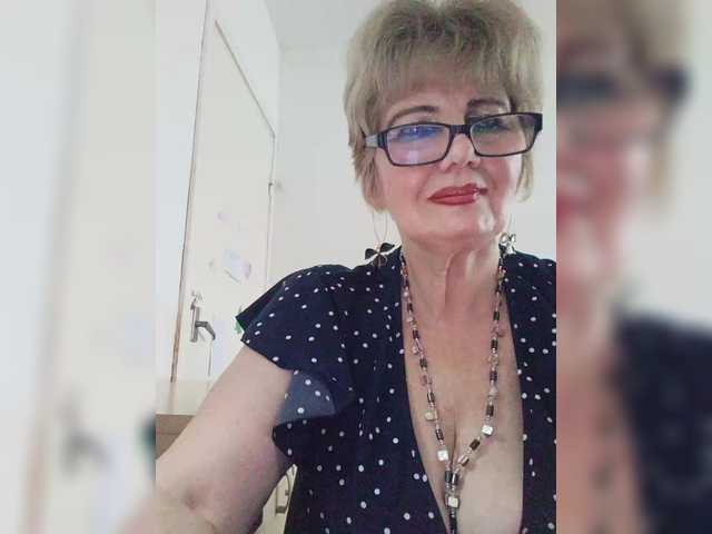 KASANDRABOLOSHKA's BongaCams show and profile