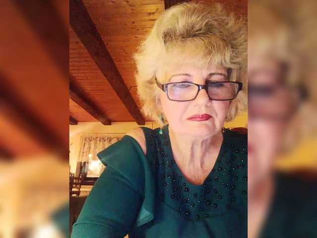 KASANDRABOLOSHKA's BongaCams show and profile