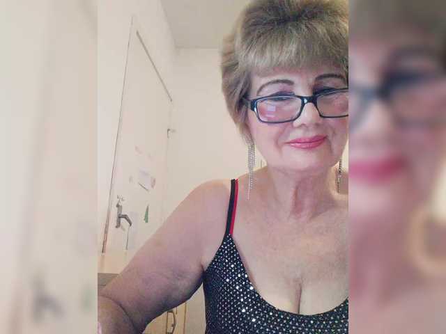 KASANDRABOLOSHKA's BongaCams show and profile