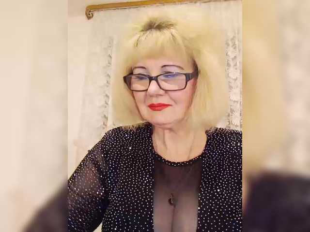 KASANDRABOLOSHKA's BongaCams show and profile