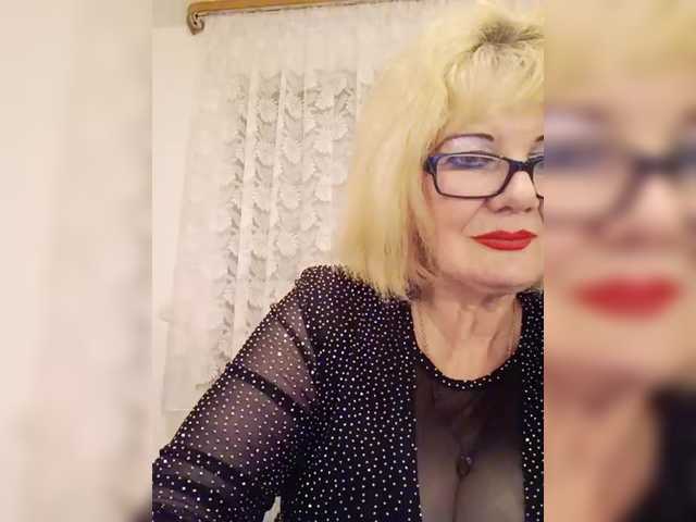 KASANDRABOLOSHKA's BongaCams show and profile