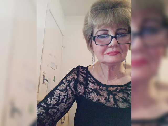 KASANDRABOLOSHKA's BongaCams show and profile