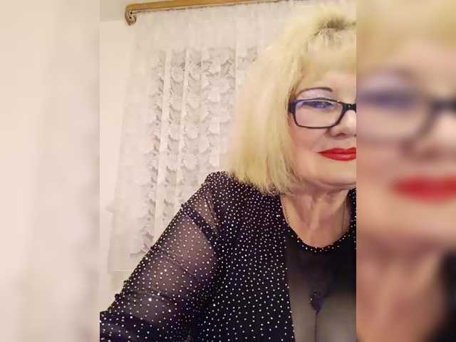 секс на веб с KASANDRABOLOSHKA