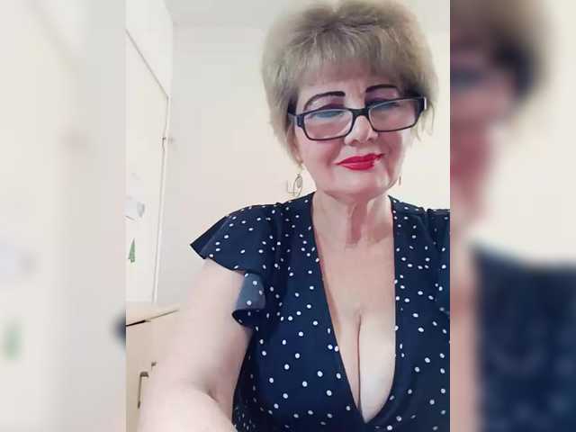 KASANDRABOLOSHKA's BongaCams show and profile