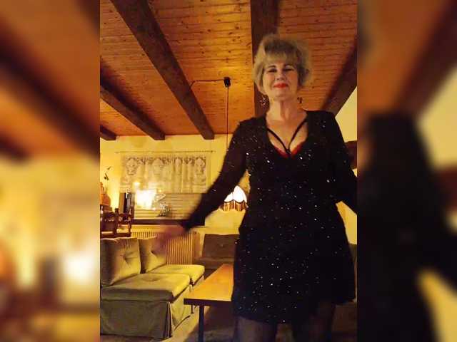 KASANDRABOLOSHKA's BongaCams show and profile