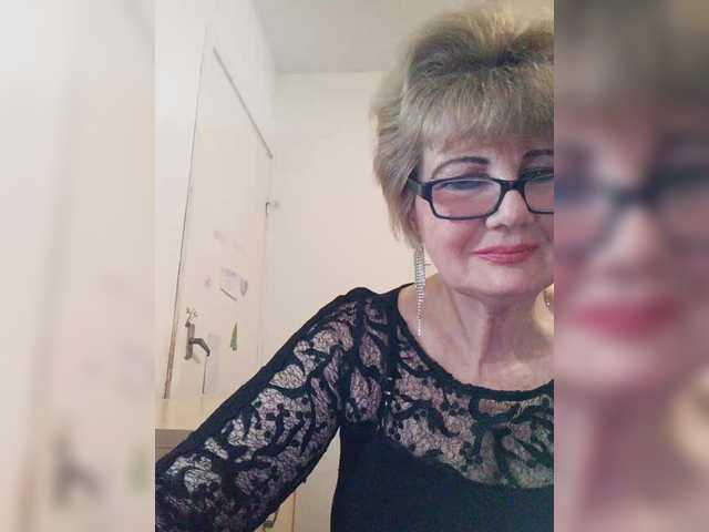 KASANDRABOLOSHKA's BongaCams show and profile